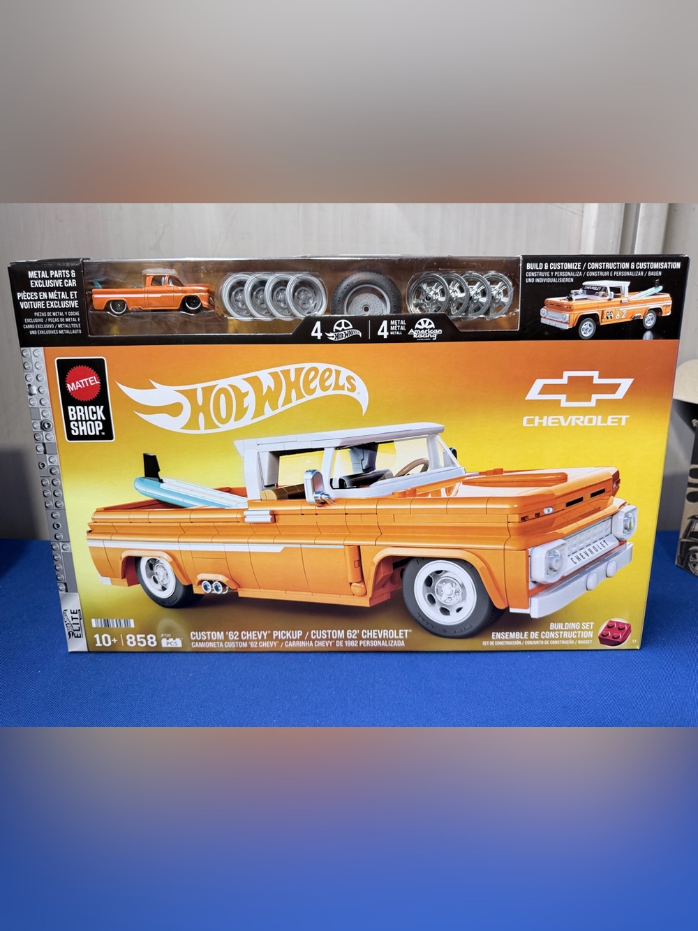 Hot Wheels® Brick Shop Custom '62 Chevy Pickup - Orange